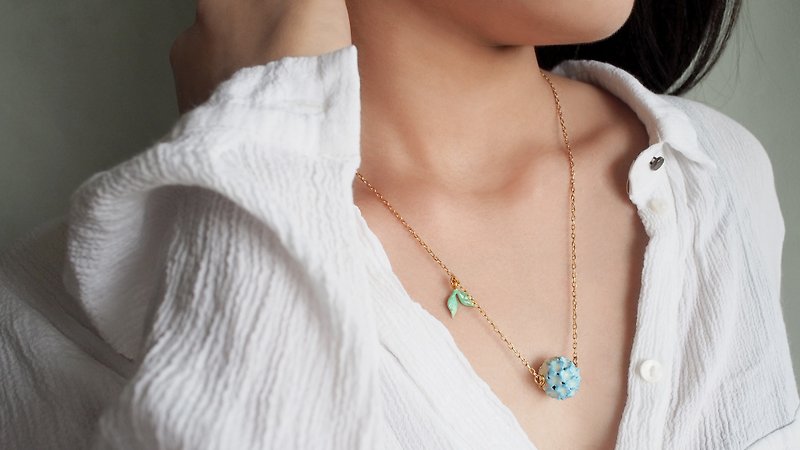 Blue Hydrangea Necklace, Flower Necklace. - Necklaces - Other Metals Blue