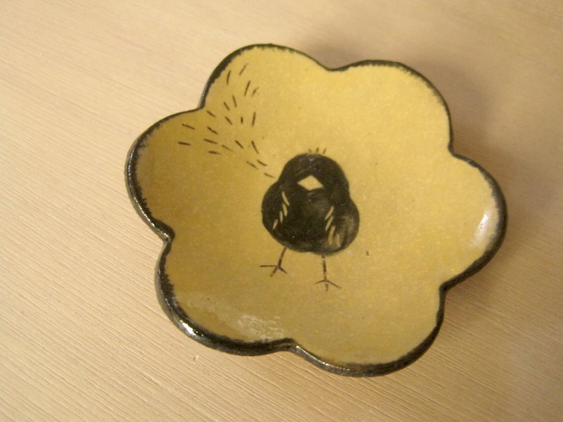 DoDo hand-made private message Animal Silhouettes Series - chick flower Singles (yellow) * 1 Spot - Small Plates & Saucers - Other Materials Yellow