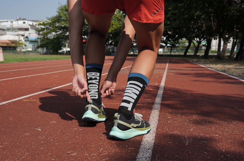 【SUPERACE】DH Athletic Cushioned Crew Socks / UNISEX / Blue - ถุงเท้า - ผ้าฝ้าย/ผ้าลินิน สีแดง