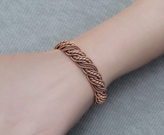 Wire wrapped copper bracelet / Unique stranded wire jewelry Wire Wrap Art -  Shop Wire Wrap Art Bracelets - Pinkoi