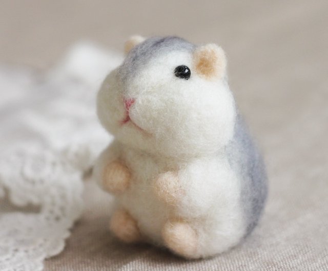 Needle Felting DIY Wool Felt Kit Chubby Little Hamster : English