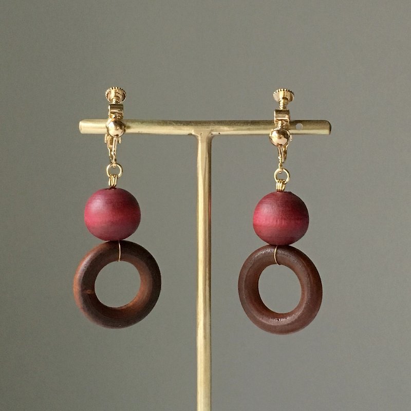 Wood Beads Earrings or Earrings 2 - ต่างหู - ไม้ สีนำ้ตาล