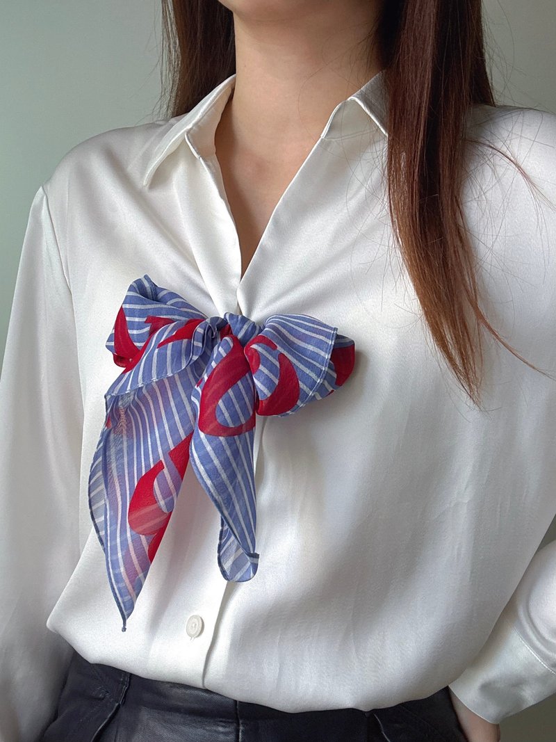 Unused vintage brand Christian Dior striped silk scarf pink blue gift - ผ้าพันคอ - ผ้าไหม สีน้ำเงิน