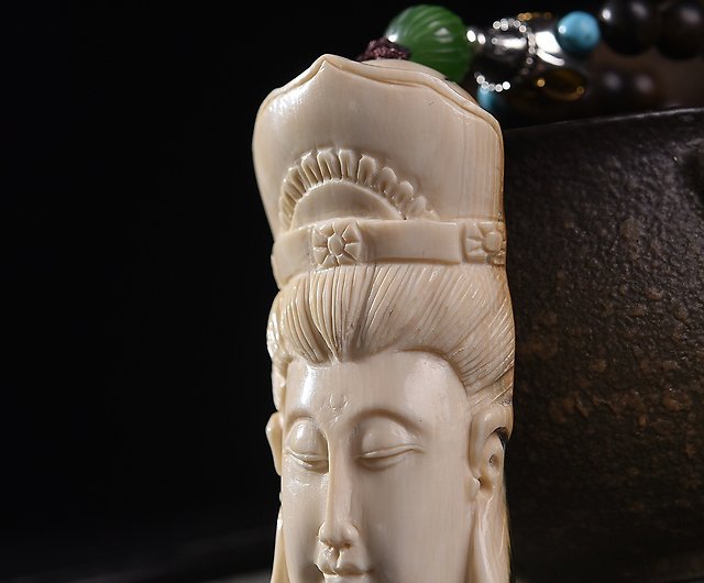 ファッション天然　モンマスの牙　彫刻　渡母　ペンダント
