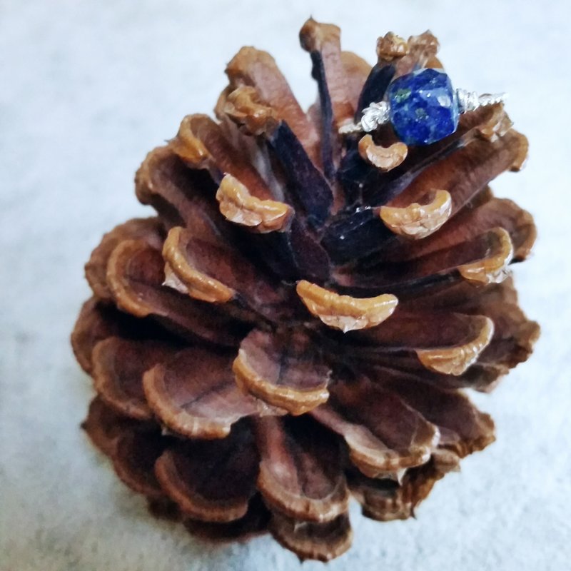 訂製青金石鍍金/鍍銀鍊條硬戒指 Lazurite gold-plated/silver-plate ring, please provide ring size when order - 戒指 - 寶石 藍色