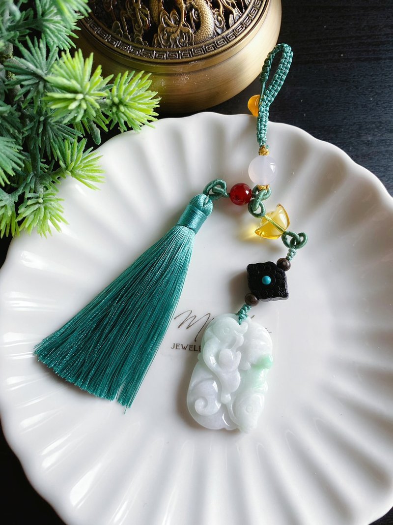 Natural Burmese jade jade white bottom green floating sun green lotus leaf fish jade gift natural stone package hanging jade - สร้อยคอ - หยก สีเขียว