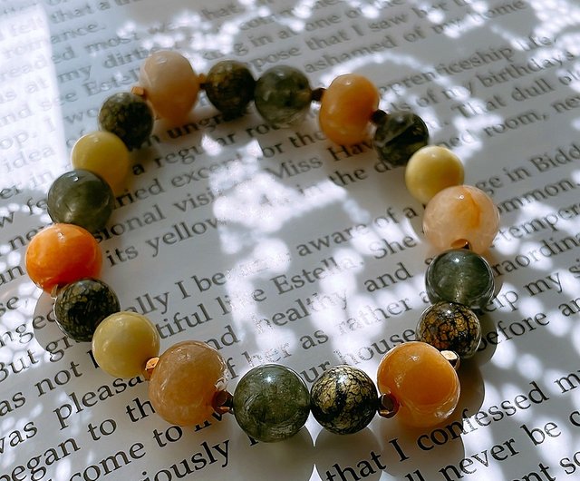 グリーンと縁起の良いグリーン髪水晶カリフラワー翡翠薬王