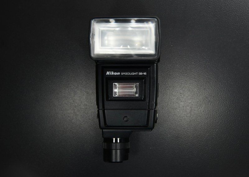 【經典古物】尼康 NIKON SPEEDLIGHT SB-16 Nikon F3 專用 閃光燈 - 相機/拍立得/底片相機 - 其他材質 