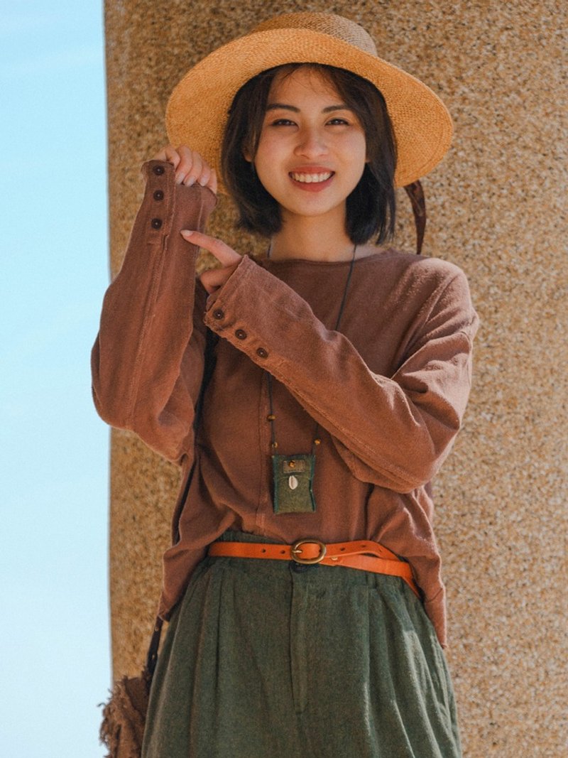 白/綠/棕 植物染油絲棉麻純色圓領長袖T恤 長袖上衣 - 女 T 恤 - 棉．麻 咖啡色