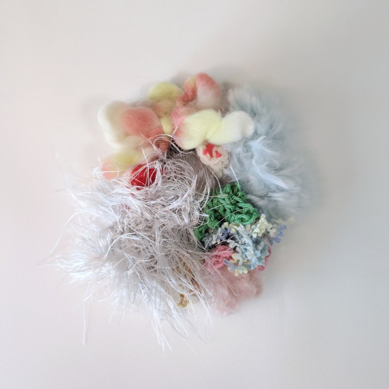 【Pinkoi Exclusive】 Only one handmade scrunchie in the world-asobi ito no shushu - เครื่องประดับผม - วัสดุอื่นๆ 