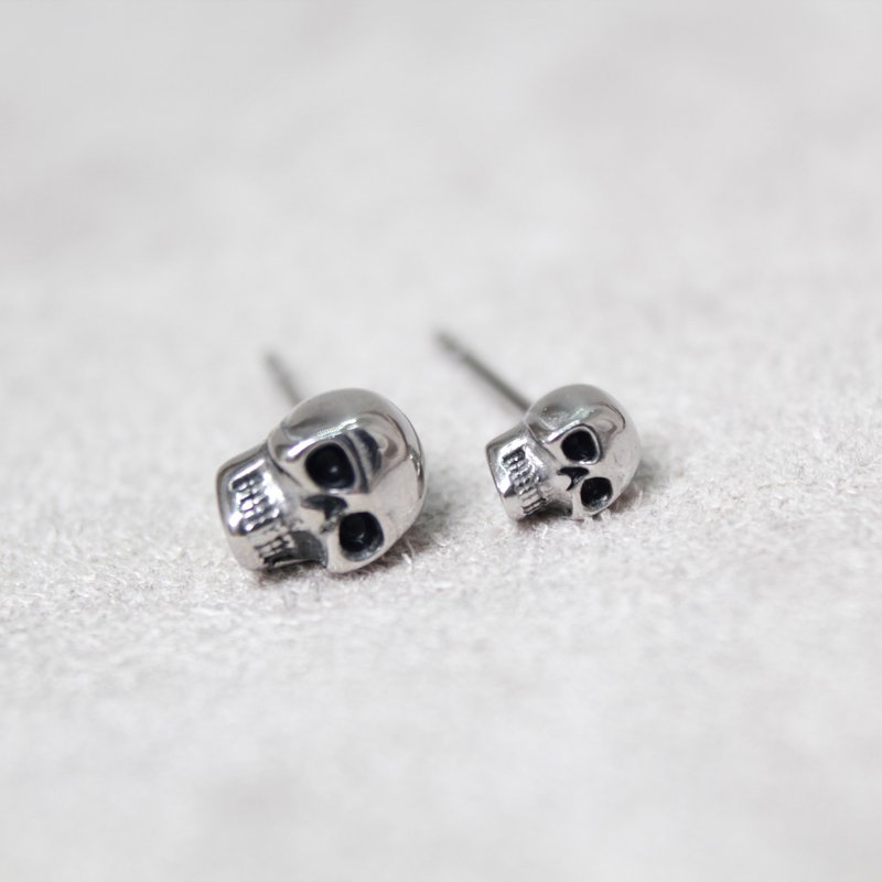 Skull 。EARRING。SS316L JEWELRY SERIES - Earrings & Clip-ons - Other Metals Silver