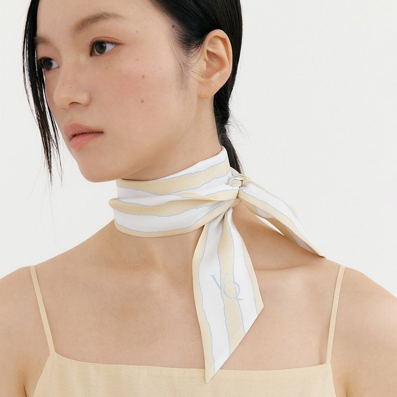 【Ven & Qu】Ma Chérie 檸檬奶油條紋絲巾 6×110 cm - 絲巾 - 絲．絹 黃色