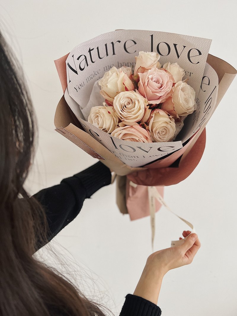 【鮮花玫瑰花花束】 • 情人節/玫瑰花花束/俄羅斯花束/鮮花花束/ - 乾燥花/永生花 - 植物．花 粉紅色