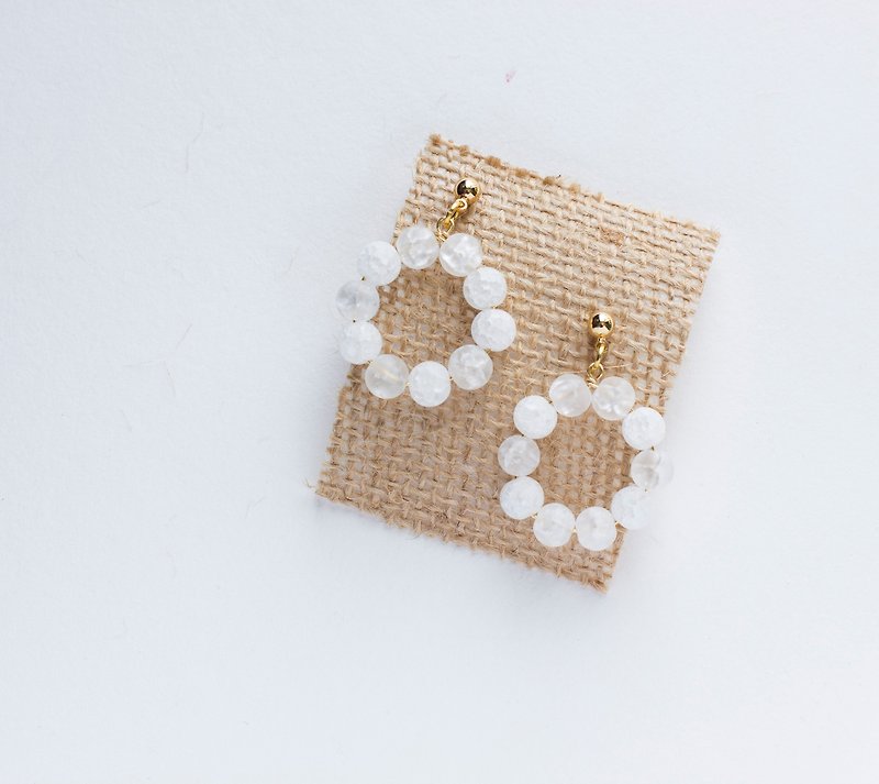 White cracked quartz crystal beaded earrings gold-plated ear - Earrings & Clip-ons - Crystal White