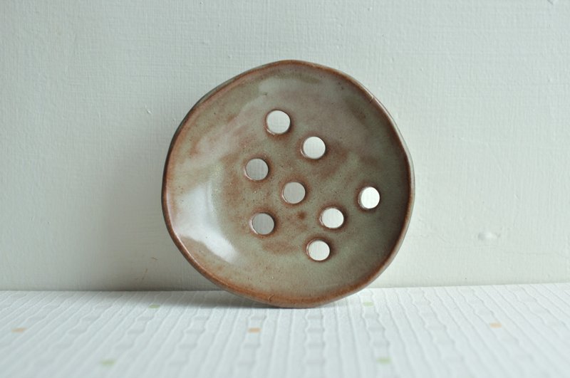 Heyu Soap ・手捏陶皂盤・陶土製・自然瀝水・手工生活器皿 - 浴室用品 - 陶 卡其色