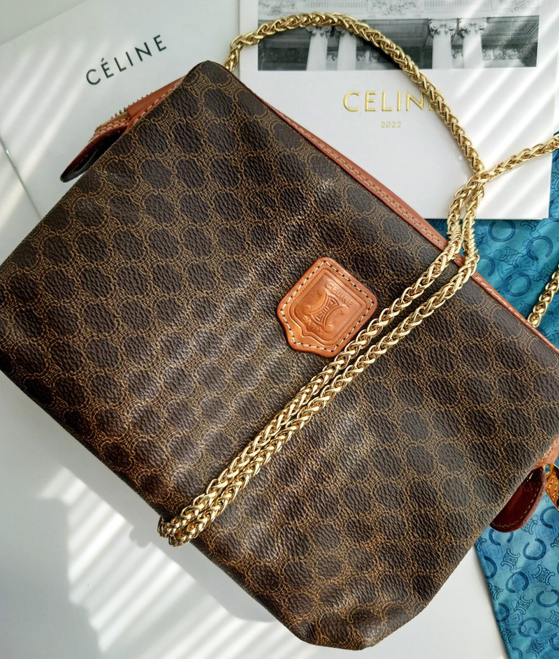 中古包 CELINE 棕花化妝包鏈條包雲朵包斜揹包斜挎包手拿包單肩包 - 側背包/斜背包 - 防水材質 咖啡色