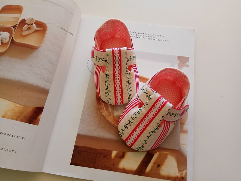 小葉片彌月禮物 嬰兒鞋 寶寶鞋 - 滿月禮物 - 棉．麻 粉紅色