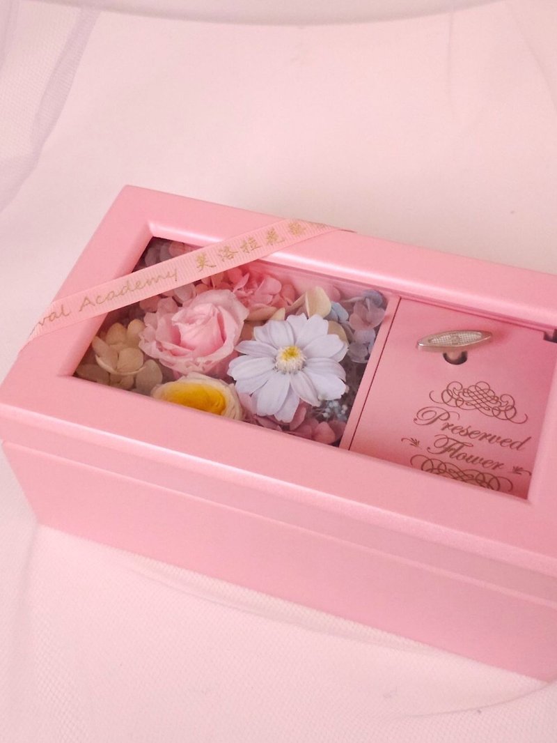 Romantic Lover's Preserved Flower Music Box - Dried Flowers & Bouquets - Wood Pink
