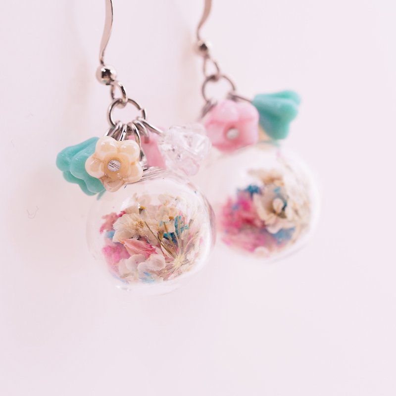 OMYWAY Handmade Dried Flower -  Artificial Glass Beads earrings 1.4 - Earrings & Clip-ons - Glass Red