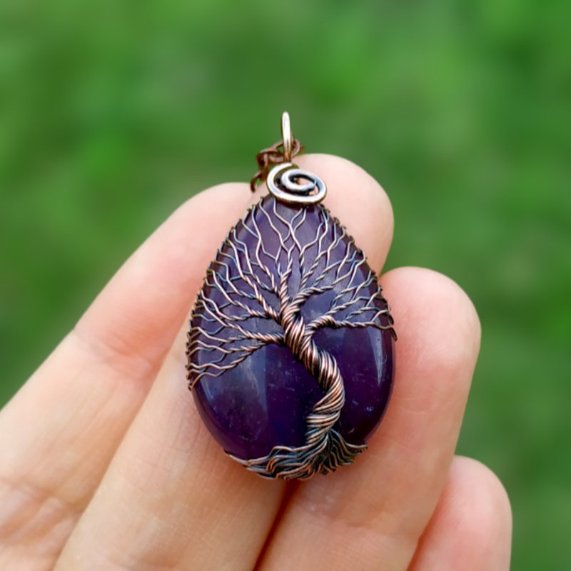 Amethyst Tree of Life Pendant - Rustic Copper Necklace for 7th Anniversary Gift - 項鍊 - 寶石 紫色