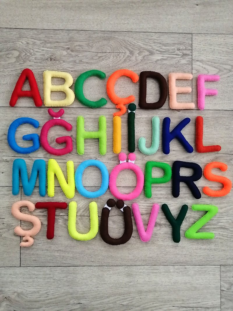 子供用トルコ語アルファベット学習キット ソフトレター - 知育玩具・ぬいぐるみ - サステナブル素材 多色