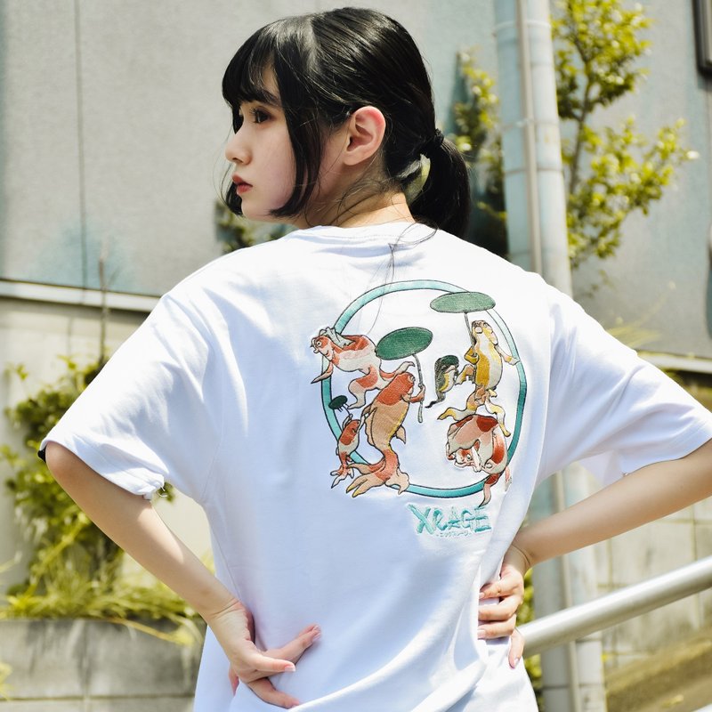 Ukiyo-e goldfish embroidery T white - เสื้อยืดผู้ชาย - ผ้าฝ้าย/ผ้าลินิน 