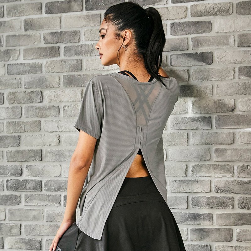 Yuan Power-O Texture Permeable Beauty Back Arc Split Sports Top (Iron Gray) 4222251005 - ชุดกีฬาผู้หญิง - ไนลอน 