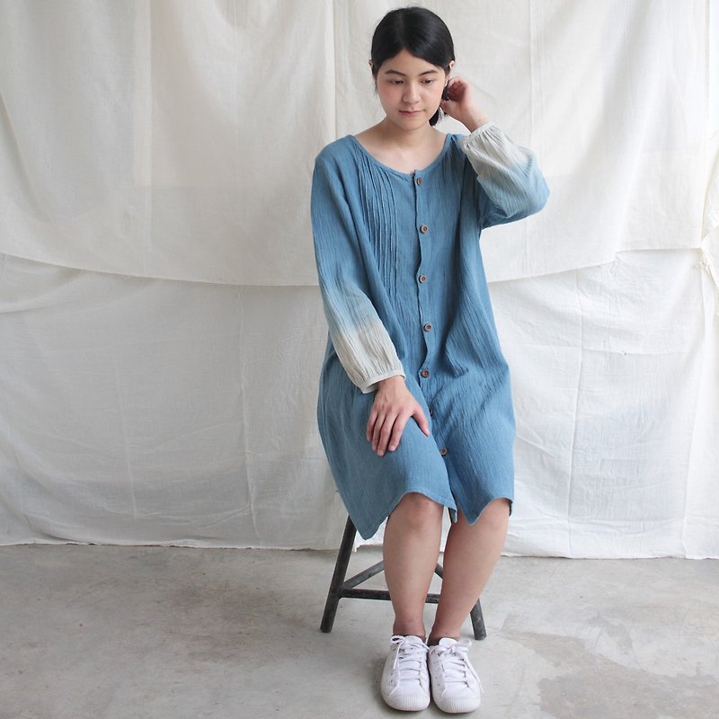 linnil: blue blue sea dress - natural dye indigo with linen fabric - 連身裙 - 棉．麻 藍色
