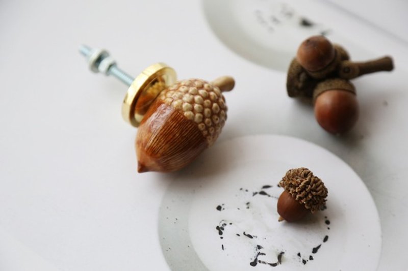 Chestnuts doorknob - เซรามิก - ดินเผา 