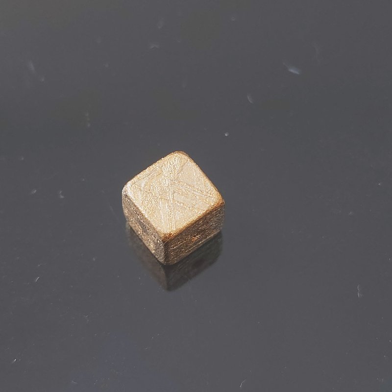 Tiantie single beads (square beads-8mm-gold) - งานโลหะ/เครื่องประดับ - โลหะ สีทอง