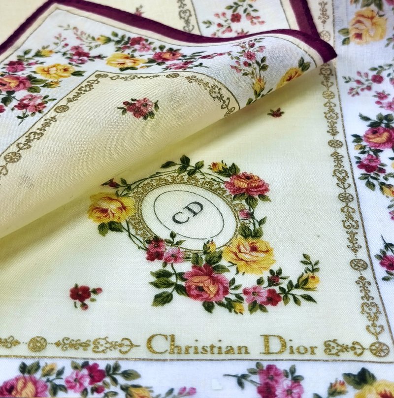 Christian Dior Vintage Handkerchief Floral Roses 19 x 18.5 inches - 絲巾 - 棉．麻 粉紅色