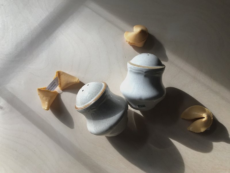 Japanese ceramic seasoning jar / pair / early new products - Food Storage - Pottery Khaki