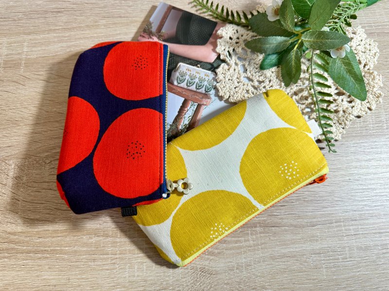 【現貨】紅豆圓舞曲系列/便攜式拉鍊化妝包 &眼鏡收納袋 立體蓬蓬 - 化妝包/收納袋 - 棉．麻 