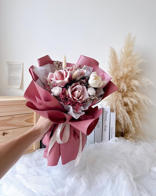 Money to spend money bouquet/birthday bouquet/Valentine's Day