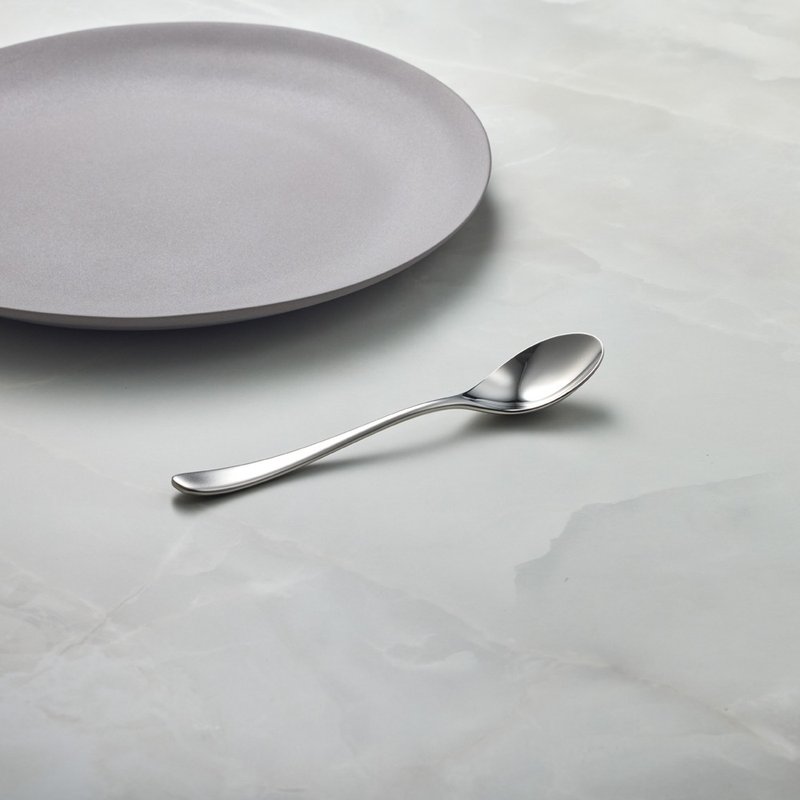 日本山崎金屬 - AQUATIQUE系列 - 霧面不鏽鋼點心匙  (138 mm) - 刀叉/湯匙/餐具組 - 其他金屬 銀色