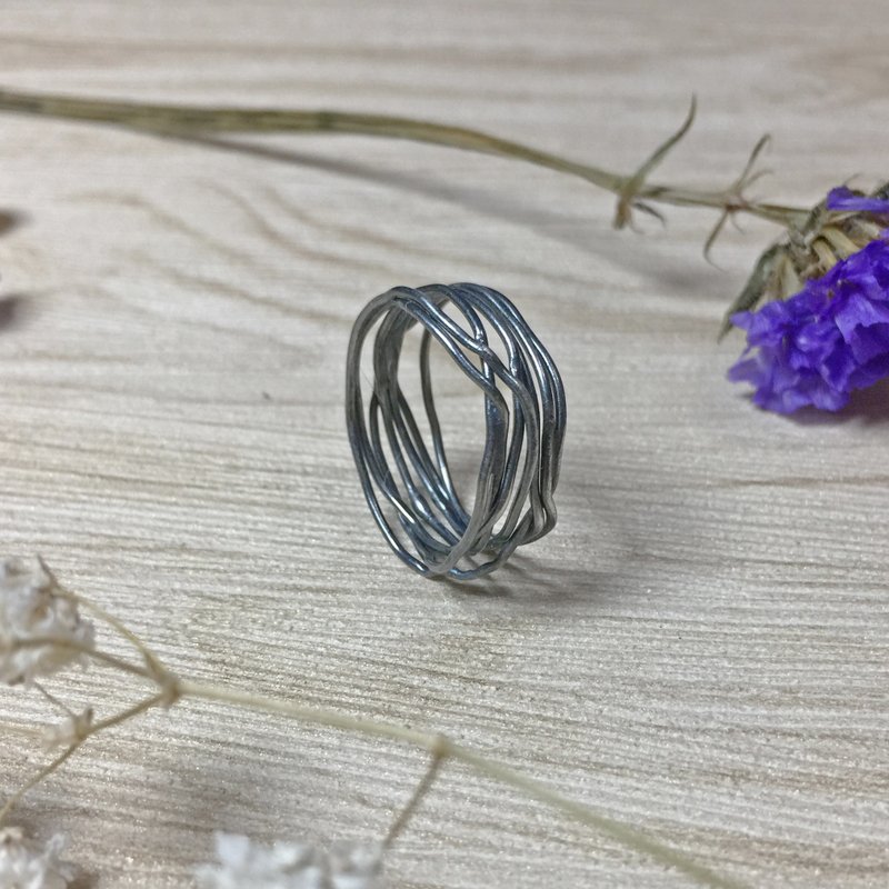 囝仔銀 - Gin à In Silver. /混亂戒指-銀 / 999手工銀飾 - 戒指 - 其他金屬 透明