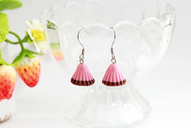 Sweet Zambo Chocolate earrings / ear clip - Earrings & Clip-ons - Clay Pink