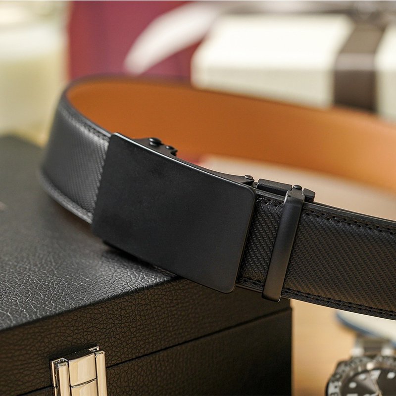 極簡なマットブラックの四角バックルビジネスカジュアルトップレザーベルト - ブラック - ベルト - 革 ブラック