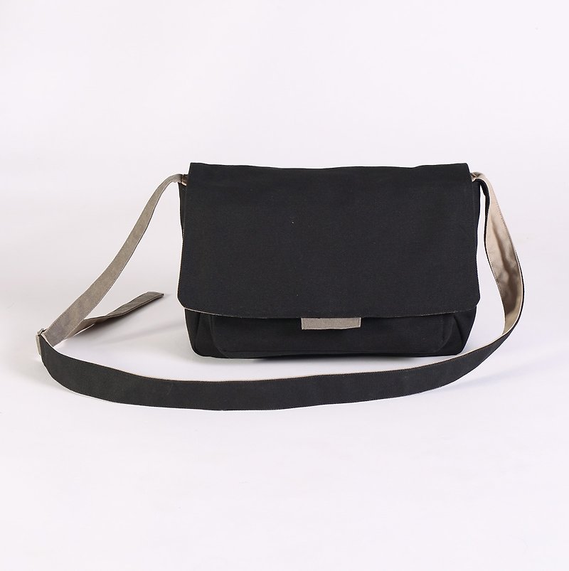 Shoulder Crossbody Dual Purpose/Canvas Accompanying Bag-Black - กระเป๋าแมสเซนเจอร์ - ผ้าฝ้าย/ผ้าลินิน สีดำ