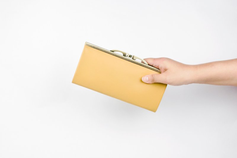 Leather Wallet, Kisslock Frame Purse, Long Wallet,Banana yellow - กระเป๋าสตางค์ - หนังแท้ สีเหลือง