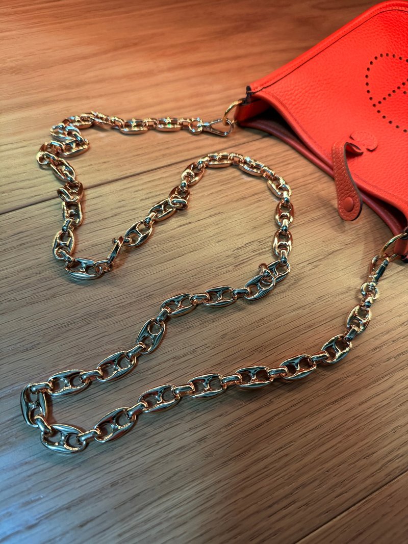 Flat 135 X Taiwan Designer Series Metal Chain Strap Chain Strap Bag Chain Strap Shoulder Strap - กระเป๋าแมสเซนเจอร์ - โลหะ สีทอง