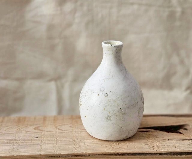 星辰乳白手作陶花瓶土撥土製陶｜花瓶/花器人氣榜- Pinkoi