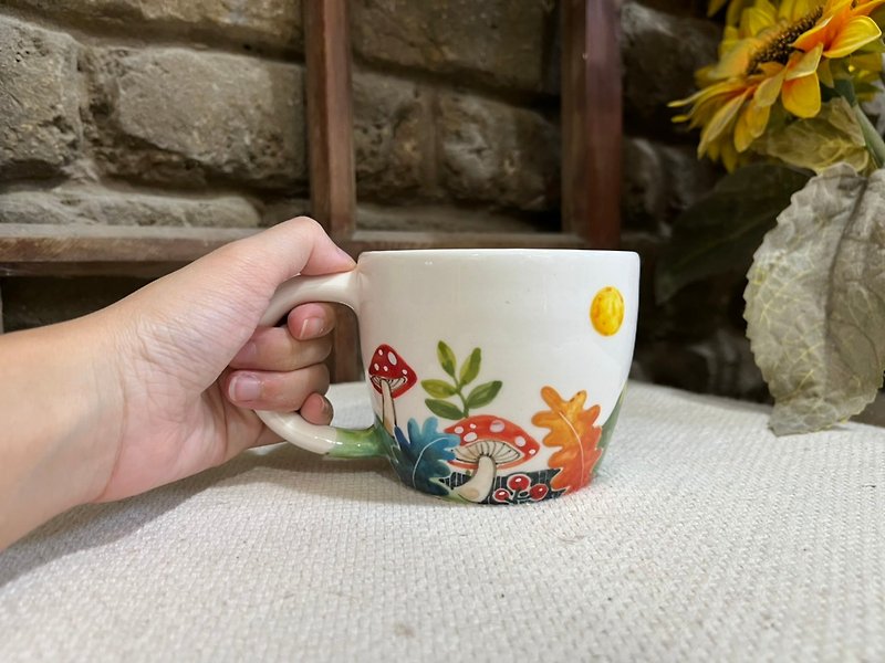 Hand-drawn Underglaze Painted Fairy Tale Fox Mug 380c.c is the First Choice for Christmas Gifts - Cups - Porcelain Multicolor