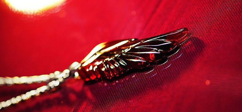 【受注制作】 Flame raptor's wing - 項鍊 - 玻璃 紅色