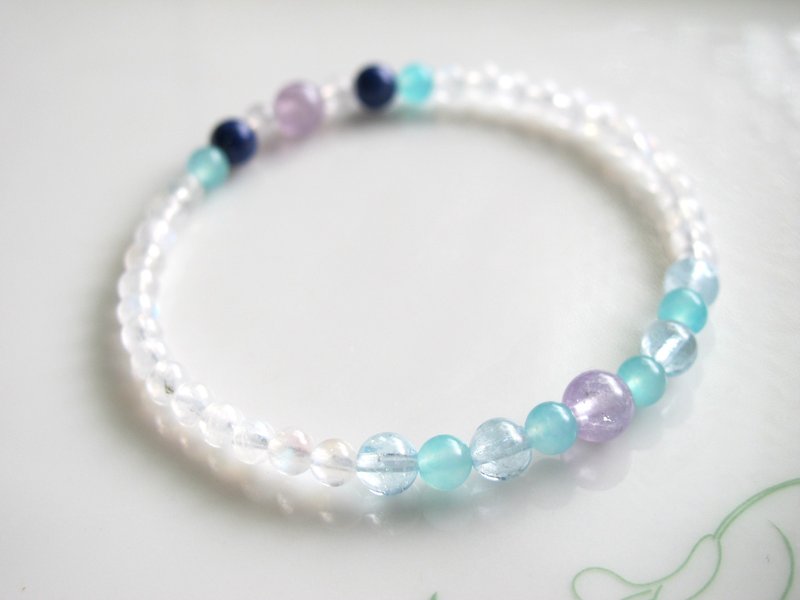 Seawater sapphire x moonstone x lapis lazuli x azure stone x amethyst [tropical fish] - Bracelets - Crystal Multicolor