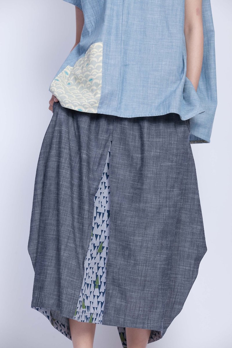 Denim skirt _ + woodcut Hill Fair Trade - กระโปรง - ผ้าฝ้าย/ผ้าลินิน สีน้ำเงิน