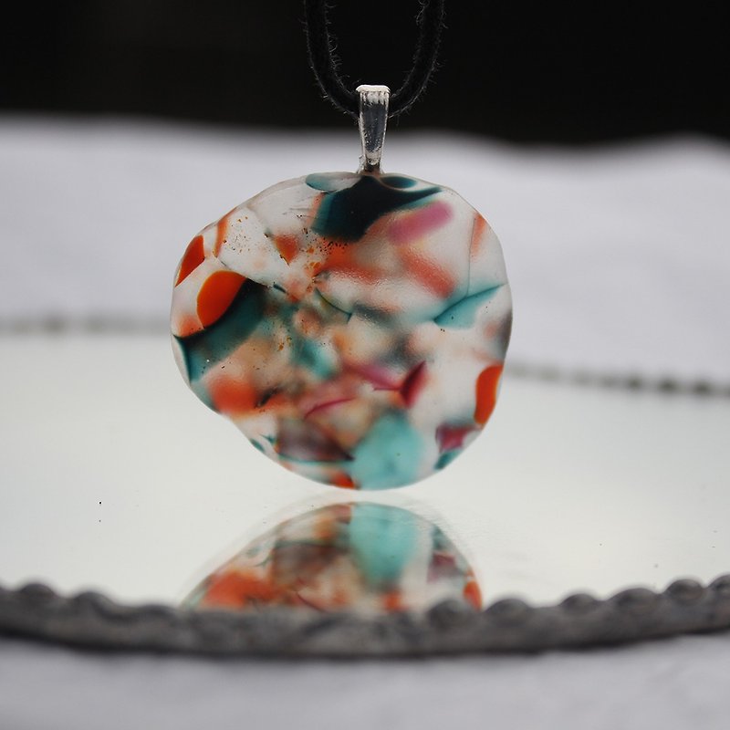 Floating glass necklace glass pendant jewelry folk style necklace gift pendant broken flower craft