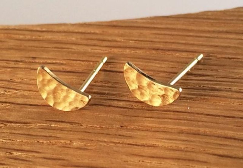 K18 Crescent Moon Earrings - Earrings & Clip-ons - Other Metals Gold
