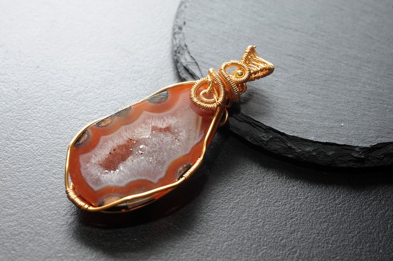 Warring States Red Agate Cornucopia Ore/Crystal/Sleep/Good Luck/Fortune/Avoid Evil/Eliminate Stress - Necklaces - Crystal 