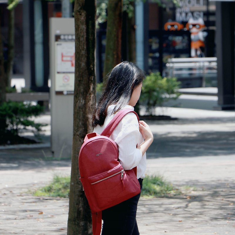 城市輕盈後背包【楓葉紅】 - 後背包/書包 - 聚酯纖維 紅色